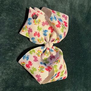 JoJo Siwa bow